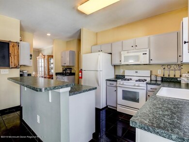 008_Kitchen