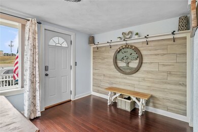 21 Midwood St, Cranston, RI 02910 - photo 7
