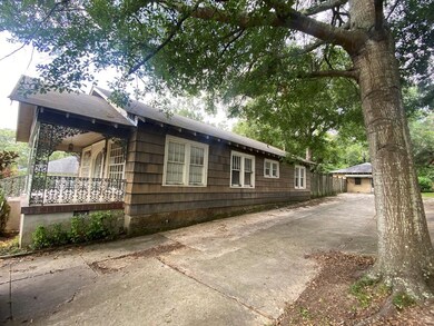207 Jackson Ave, McComb, MS 39648 - photo 2