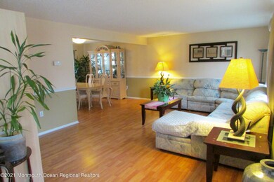 628 Loxley Dr, Toms River, NJ 08753 - photo 2