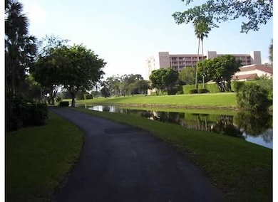 14527 Bonaire Blvd unit 2070, Delray Beach, FL 33446 - photo 2