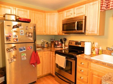 4 Deer St unit 12, Tilton, NH 03276 - photo 2
