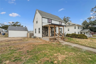 290 Highland Dr NW, Cedar Rapids, IA 52405 - photo 3