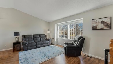 9165 Fieldcrest Cir, Monticello, MN 55362 - photo 4