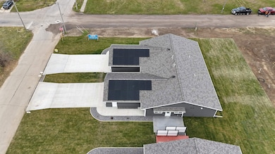 703 / 705 Stelting St, Sparta, WI 54656 - photo 3