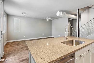 2825N42nd007