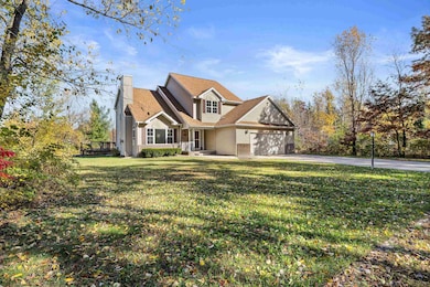 5558 Jacks Dr, Plover, WI 54467 - photo 2