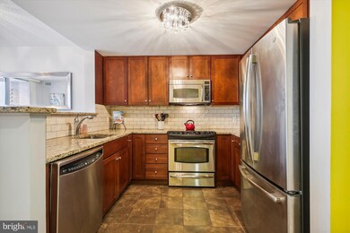 The Phoenix at Clarendon Metro unit 723, Arlington, VA 22201 - photo 2