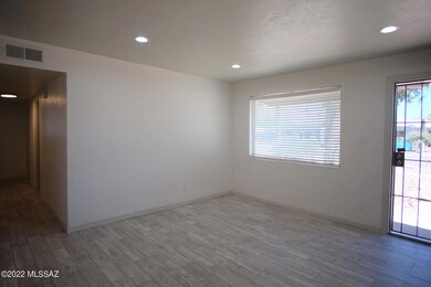 4614 E 16th St, Tucson, AZ 85711 - photo 5