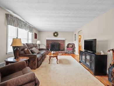 15 Fillmore St, South Weymouth, MA 02190 - photo 3