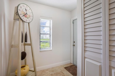 21215 Lago Cir unit 9C, Boca Raton, FL 33433 - photo 4