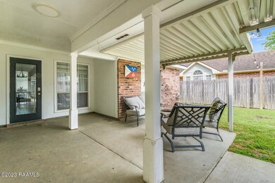 209 Pear Tree Circle-3