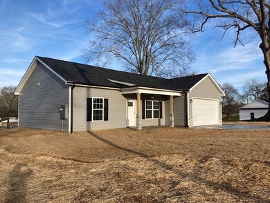 210 W Jackson St, Iva, SC 29655 - photo 2