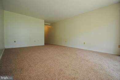 8453 Greenbelt Rd unit T, Greenbelt, MD 20770 - photo 4