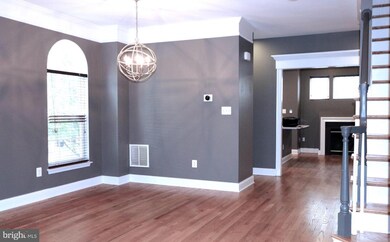 11800 Regents Park Dr, Germantown, MD 20876 - photo 3