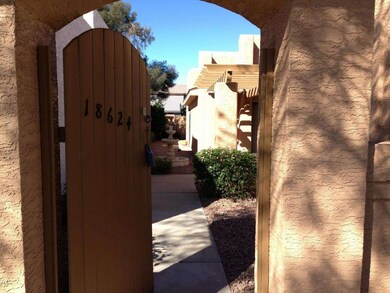 Lockable Entrance Gate