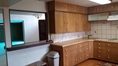 Kitchen Pass Thru