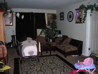 2130 Bills Dr, Jacksonville, FL 32210 - photo 7