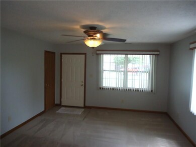 446 Fleetwood Ln, Franklin, IN 46131 - photo 4