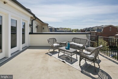 10882 Symphony Park Dr, North Bethesda, MD 20852 - photo 5