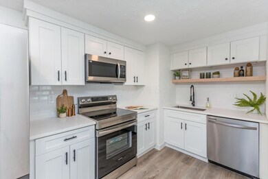 1721 Bostwick Rd, Columbus, OH 43227 - photo 4