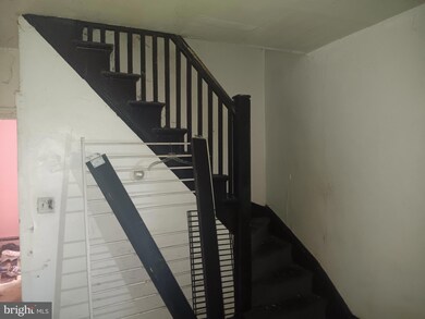 17 Furman St, Trenton, NJ 08611 - photo 3