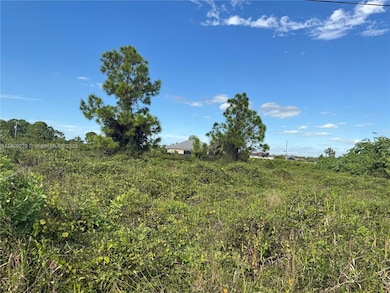 521 Trinity St E, Lehigh Acres, FL 33974 - photo 2