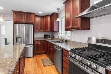 39 Fieldstone Ln, Billerica, MA 01821 - photo 4