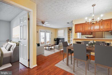 12205 Eagles Nest Ct unit C, Germantown, MD 20874 - photo 3