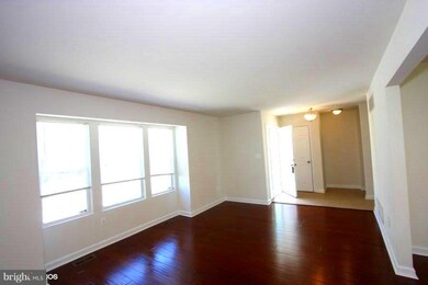 11 Park Place, Brooklyn, MD 21225 - photo 3