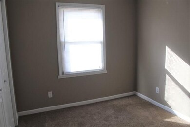 405 Franklin St, Edinburgh, IN 46124 - photo 6