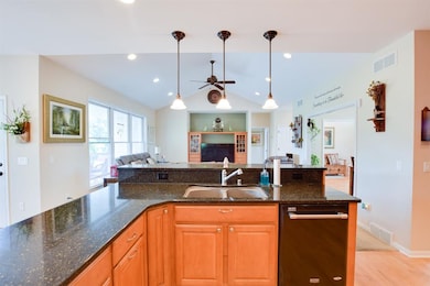 949 Halcyon Days Ct, Oregon, WI 53575 - photo 7