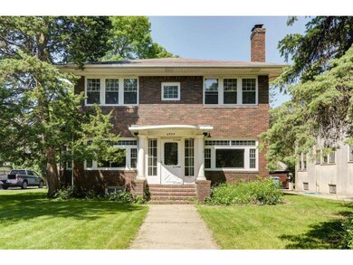 4824 Dupont Ave S-36