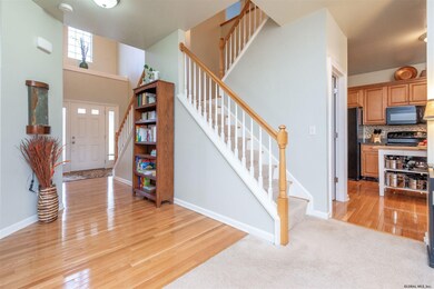 4 Siena Ln, Rensselaer, NY 12144 - photo 5