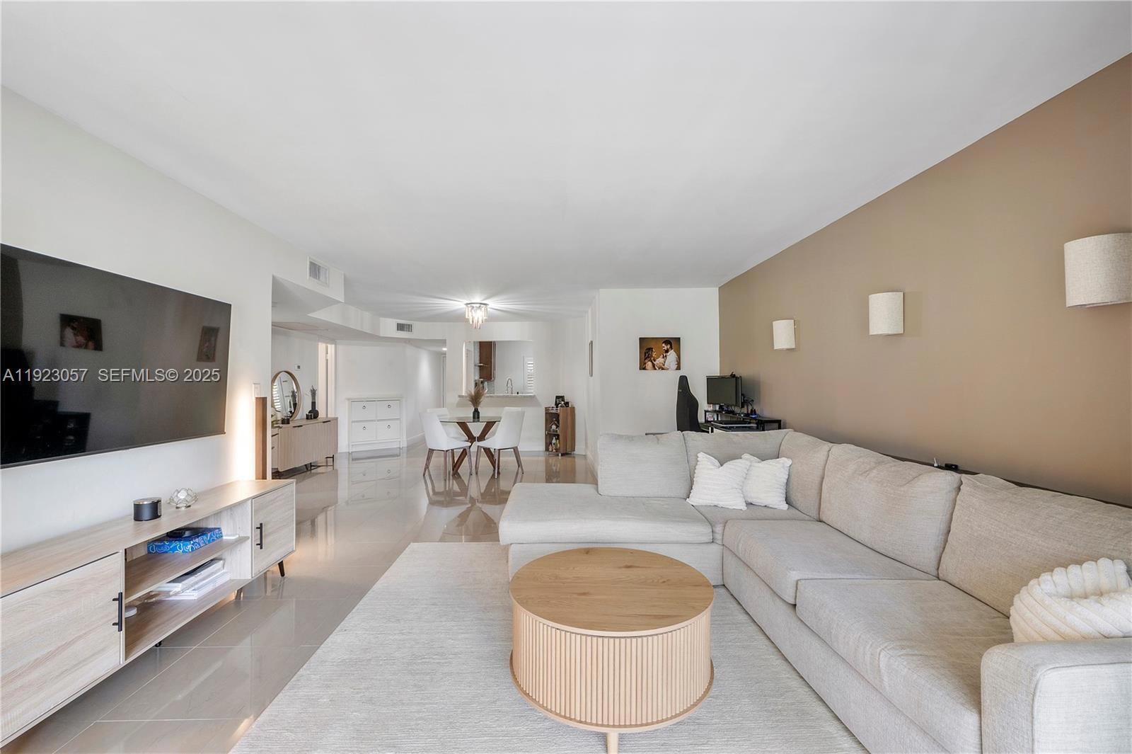 1706 Hammock Blvd unit 110, Coconut Creek, FL 33063 - photo 3