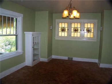 Dining Room. 13x14 Dining Room with built ins and 