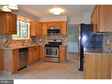 585 Cooper St, Woodbury, NJ 08096 - photo 7