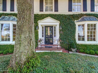 1810 Woodmere Dr, Jacksonville, FL 32210 - photo 4