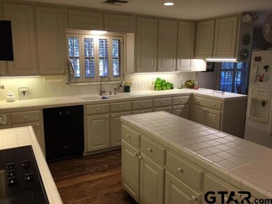 9166 9166 Chisholm Trail, Tyler, TX 75703 - photo 7