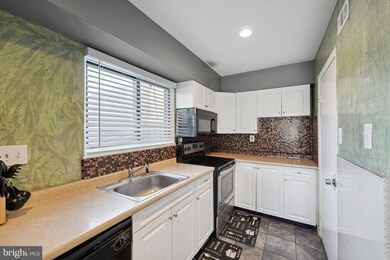 3906 Manzanita Place unit B, Alexandria, VA 22309 - photo 6