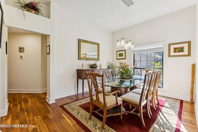 dining area door leads to w/d, garage