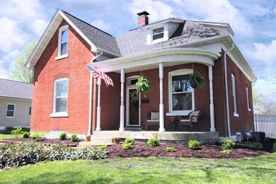 11 N Monroe St, Freeburg, IL 62243 - photo 3