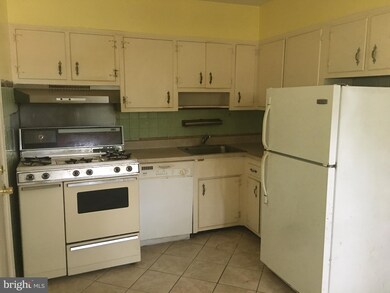 308 W Furnace Branch Rd, Glen Burnie, MD 21061 - photo 5