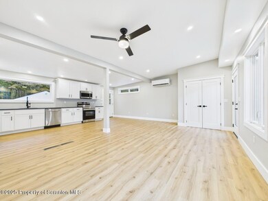 814 Drinker Turnpike, Clifton, PA 18424 - photo 7