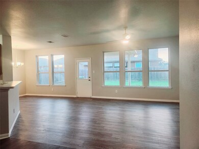 7459 Wheatley Gardens Dr, Houston, TX 77016 - photo 4