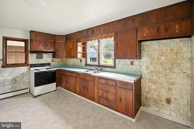 3095 Main Rd E, Emmaus, PA 18049 - photo 4