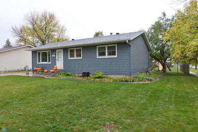201 10 1/2 Ave E West Fargo