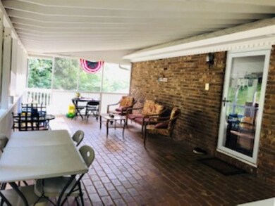 1555 Doyal Dr, Morristown, TN 37814 - photo 4