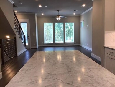 910 W 35th St unit B, Houston, TX 77018 - photo 4