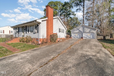 107 Central Ave, Siler City, NC 27344 - photo 5